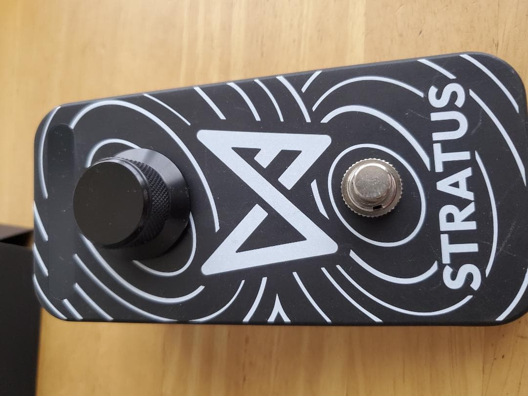 Chaos Audio StratusマルチFXギターペダル