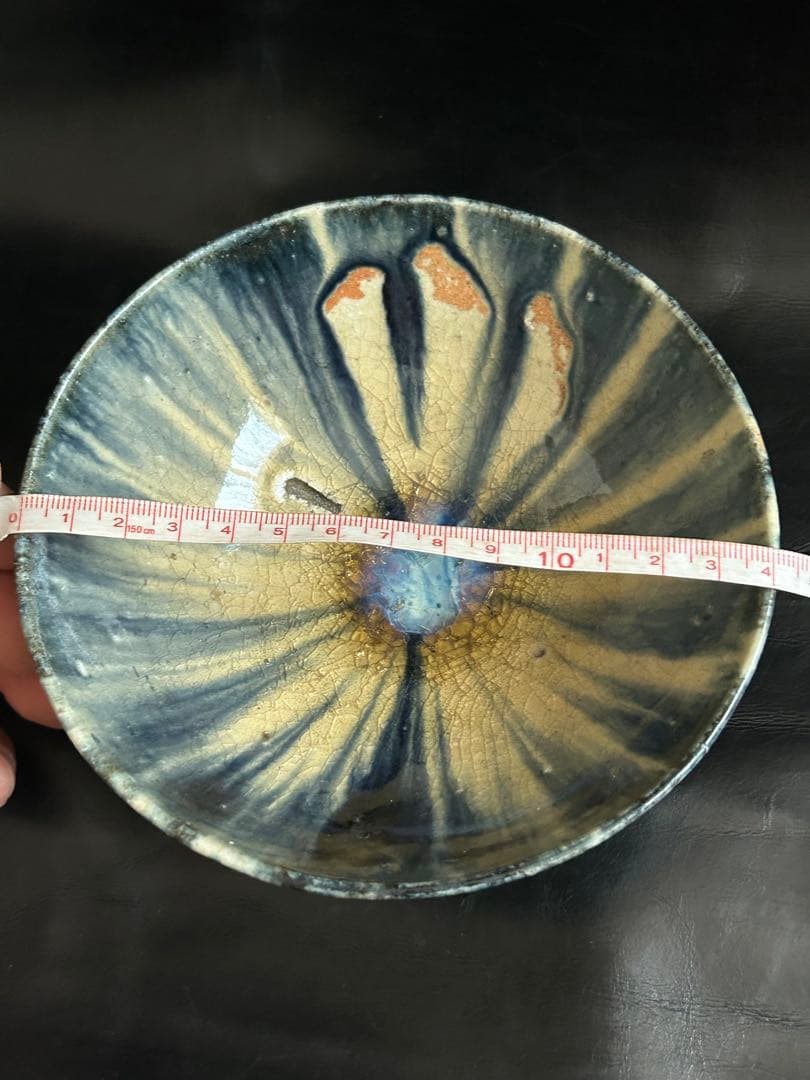 究極の美◾️蔵から、またまた凄そうな古い抹茶茶碗が出て来ました。