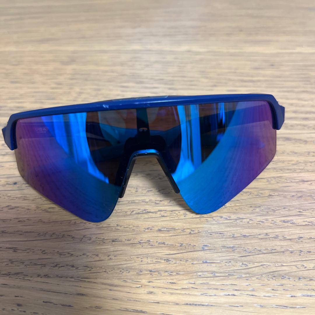 Oakleyのサングラス(スポーツ用)