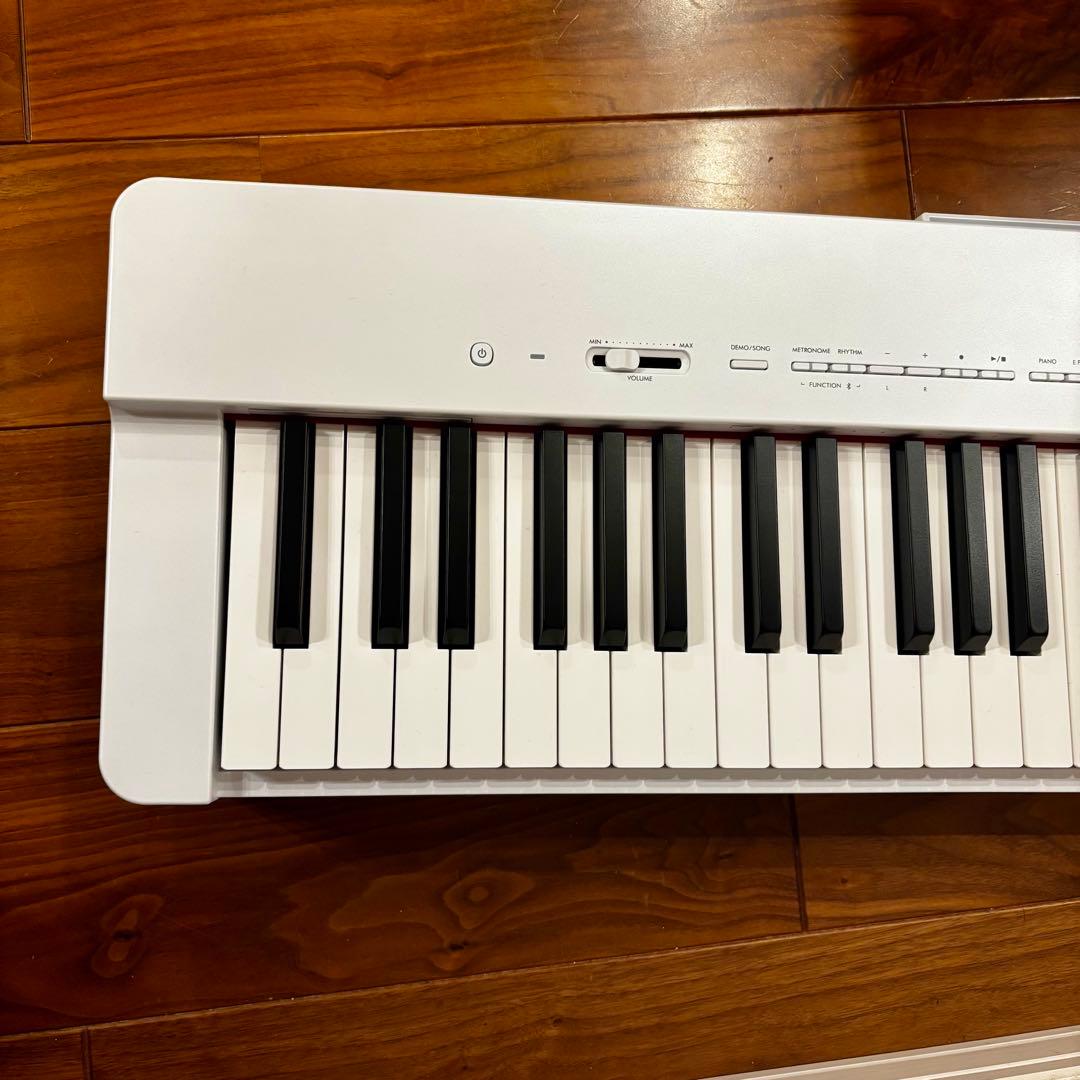 【美品】ヤマハ YAMAHA P-225ＷＨ電子ピアノ p225 2024年製