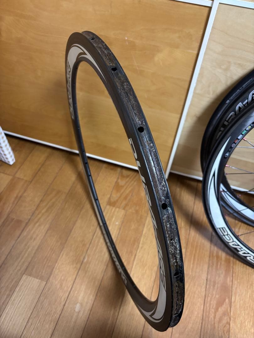 デュラエース カーボンホイール WH-7850-C50-TU 最終価格です