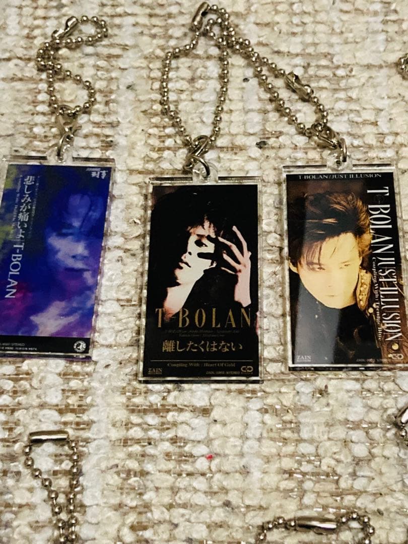 T-BOLANアクリルキーホルダー　Singles波紋