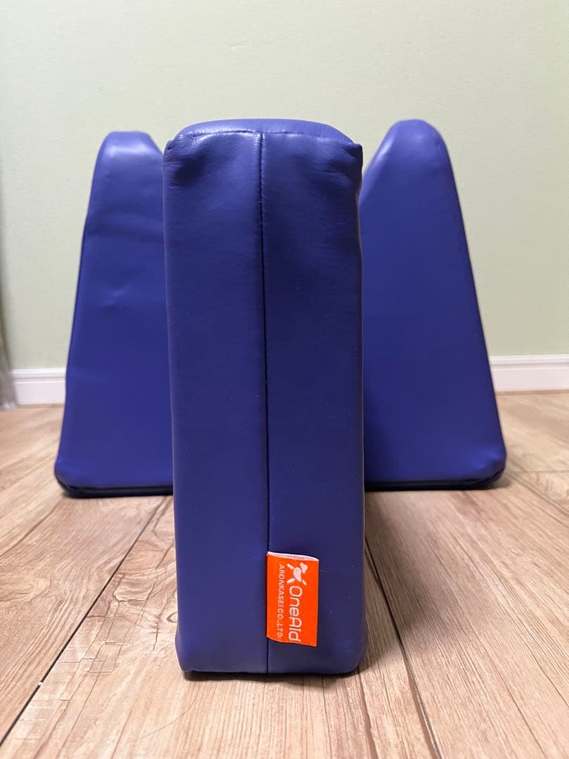 ワンエイド　姿勢サポートクッション　Mサイズ　犬介護用クッション