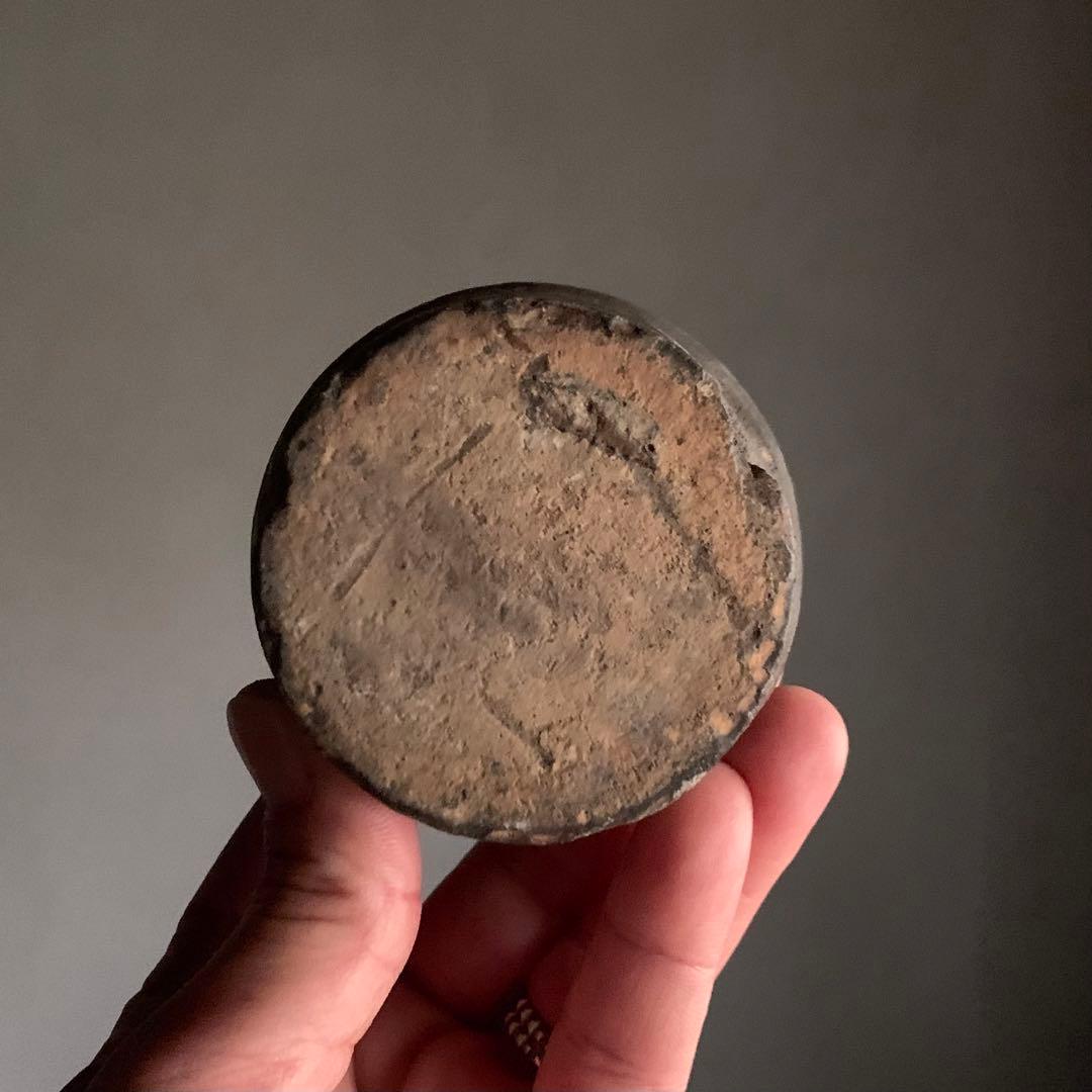 陶製の 小さな 乳鉢 臼 あるいは中国の化粧道具 古道具 アンティーク オブジェ