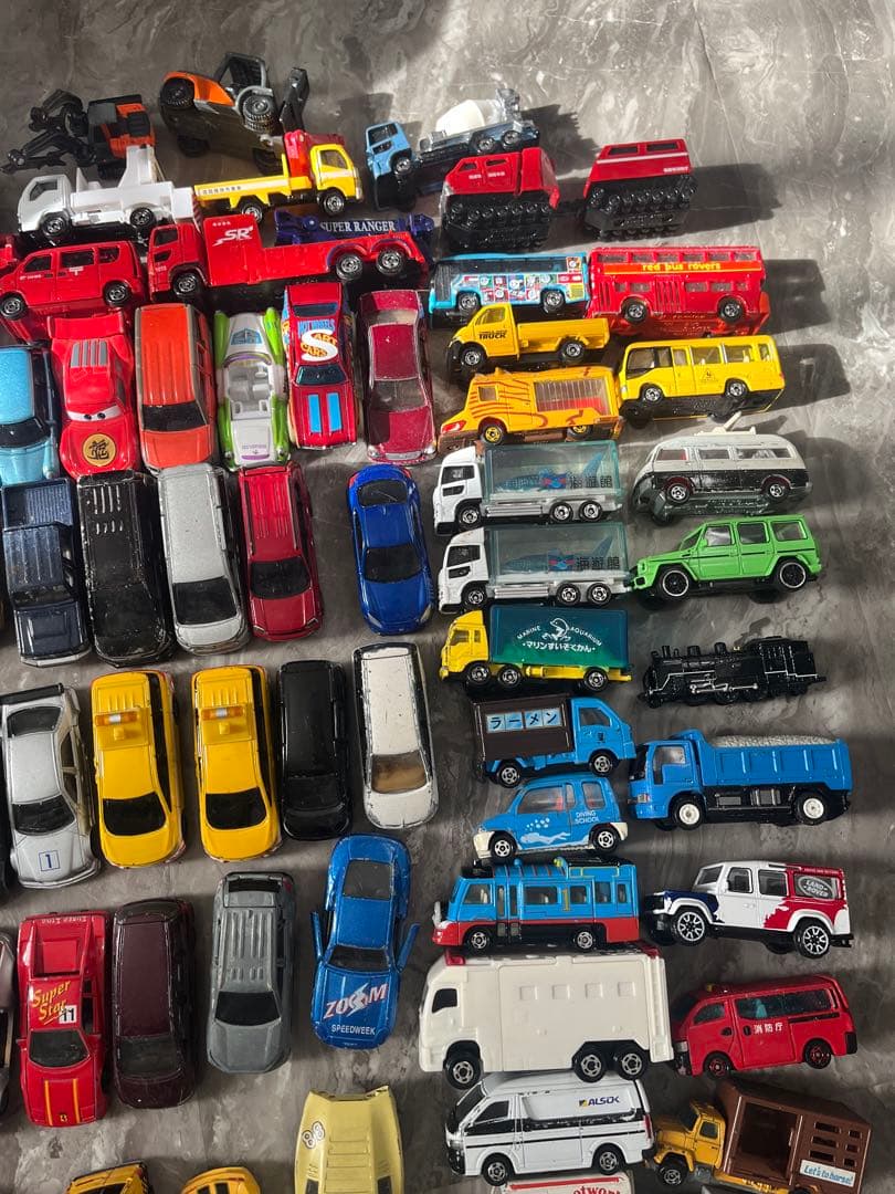 最安値　希少　日本製　トミカ　まとめ売り　　フェラーリ　など　バラ売り✖