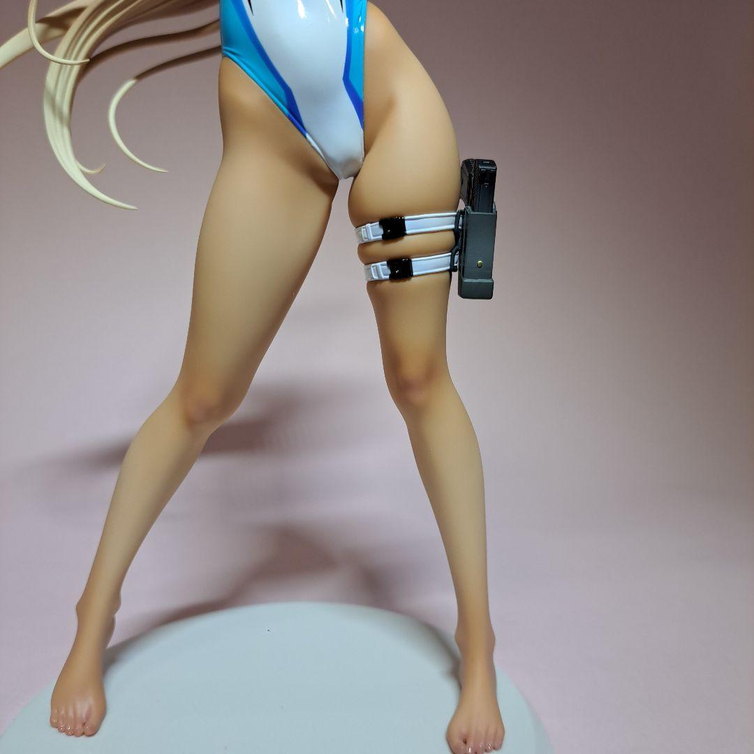 AMAKUNI 水泳部のコウハイちゃん 青色ラインの水着Ver.