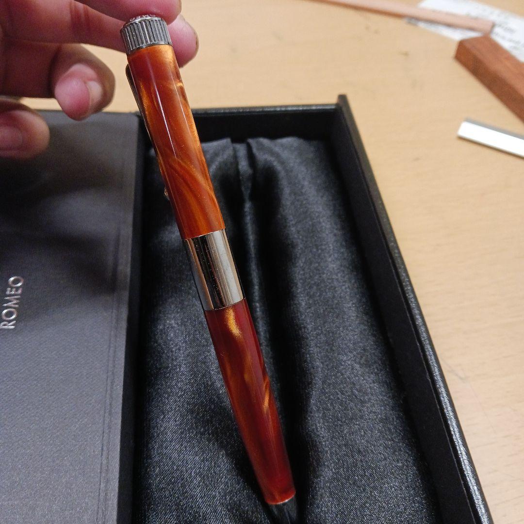 伊東屋ROMEO ボールペン オレンジツートン