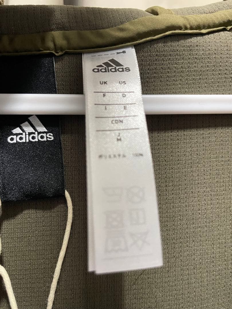 アディダス　ジャージ　上下セット　新品未使用