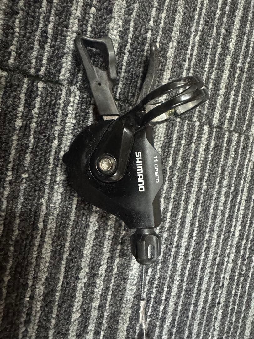 SHIMANO 11速シフター SL-RS700