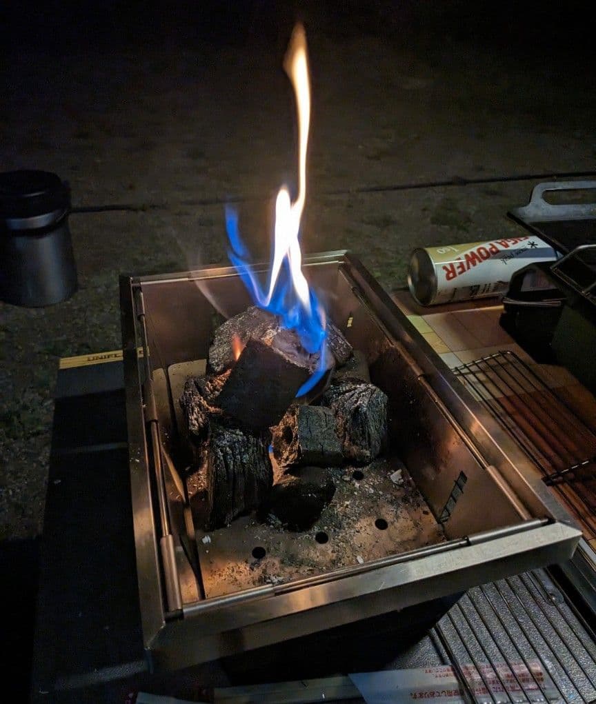 KVASS ステンレス製炭火台 ゼオール鉄板 焼鳥セット ベルモントバッグ入り