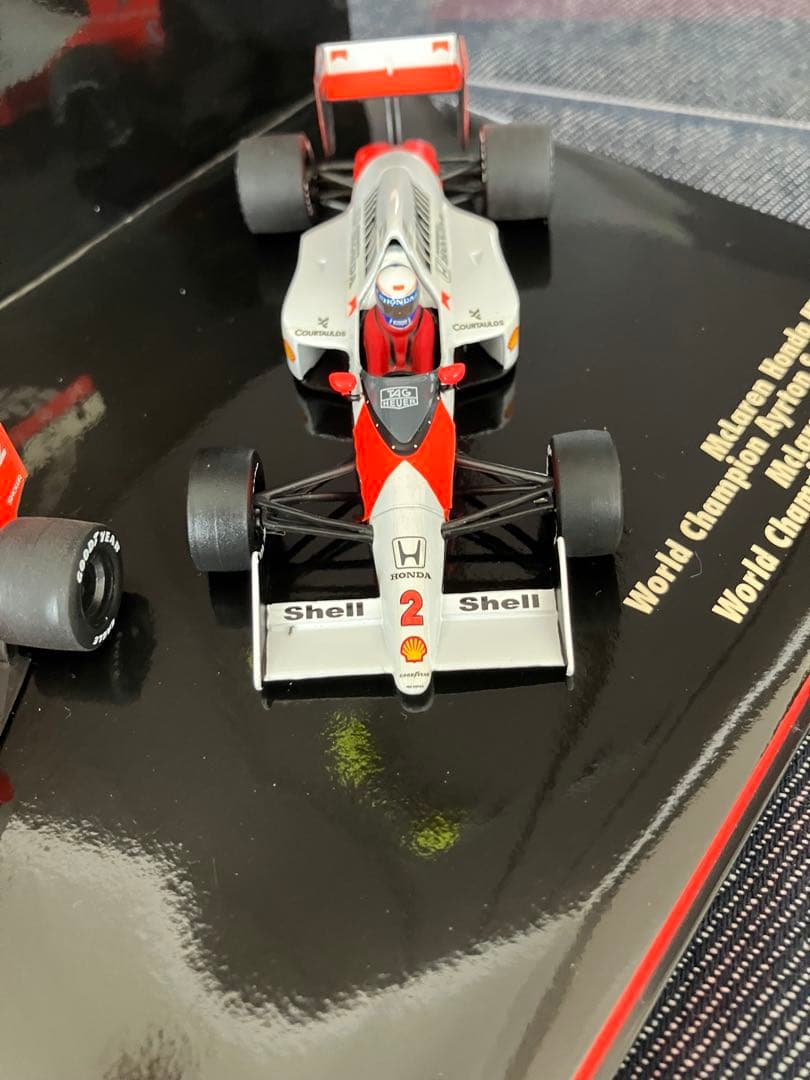 ミニチャンプスF1 1/43 McLaren MP4/4、MP/4/5
