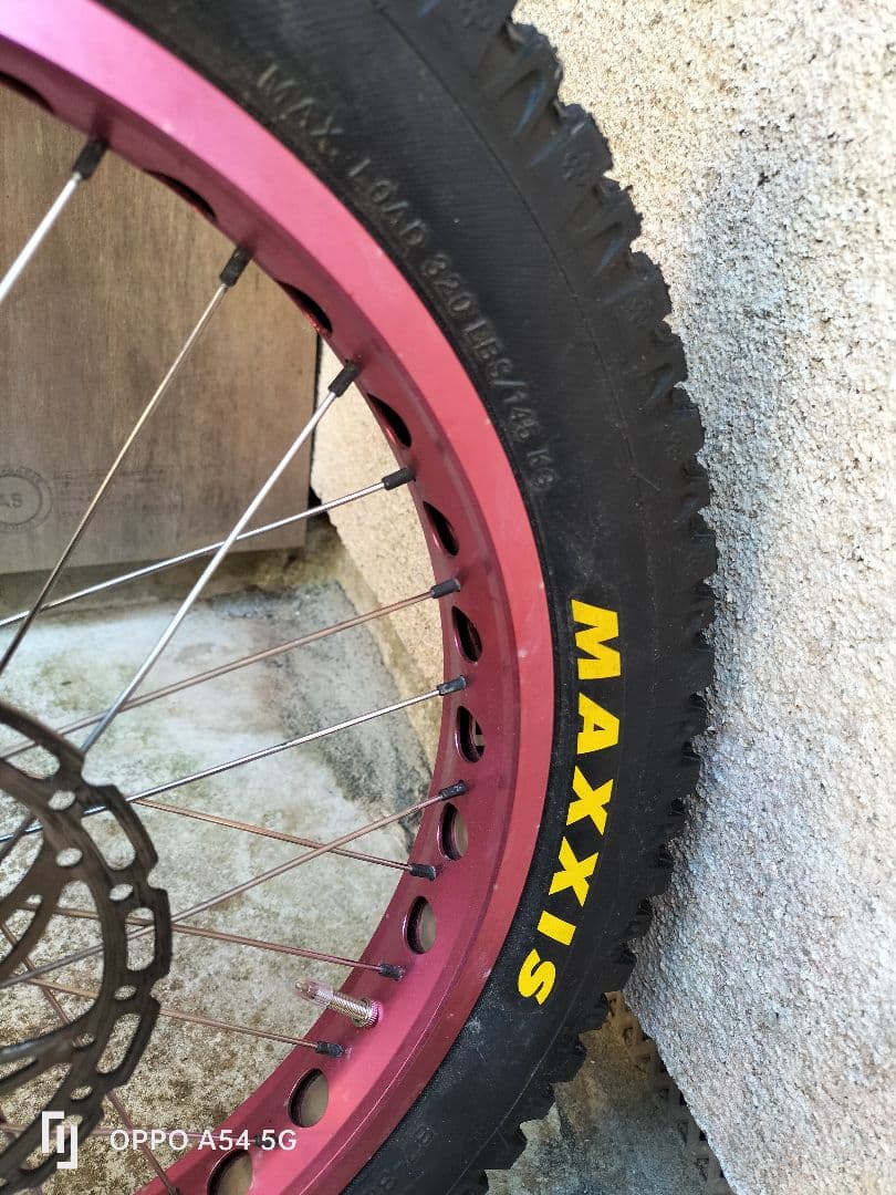 Because Trial トライアル 20インチ