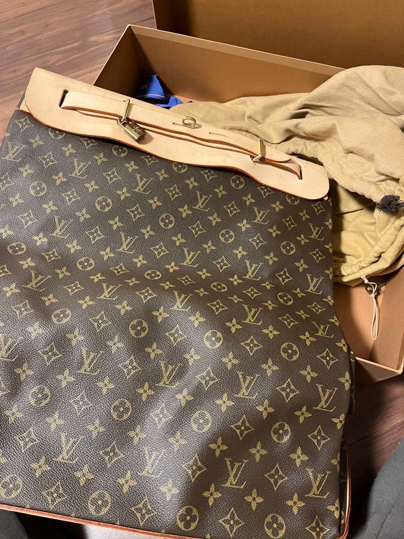 ルイルイ・ヴィトン　モノグラム