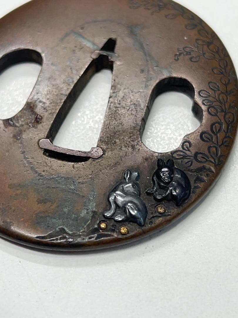 ウサギ彫刻 銅製鍔 約7.5cm