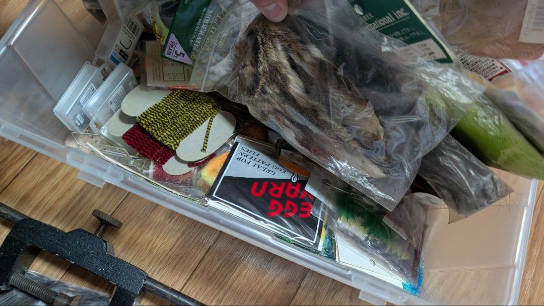 フライタイイング　セット　入門編？　タイイングブック付