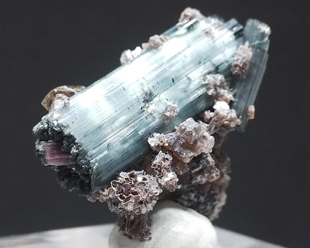 306 エルバイト トルマリン with レピドライト＆クォーツ ブラジル産