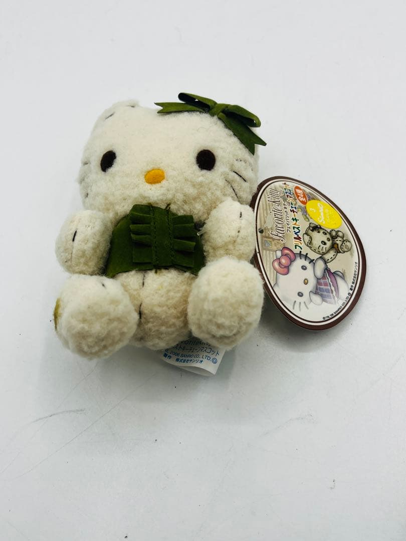 favorite kitty アミューズメント専用景品 ハローキティキーホルダー