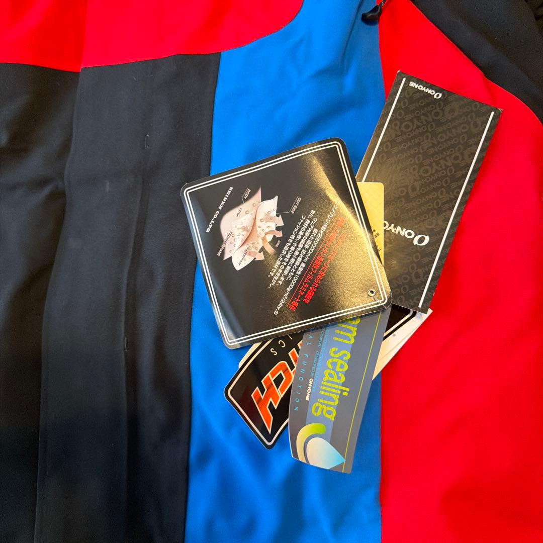 オンヨネゾーンアフタージャケット新品未使用品サイズＭ