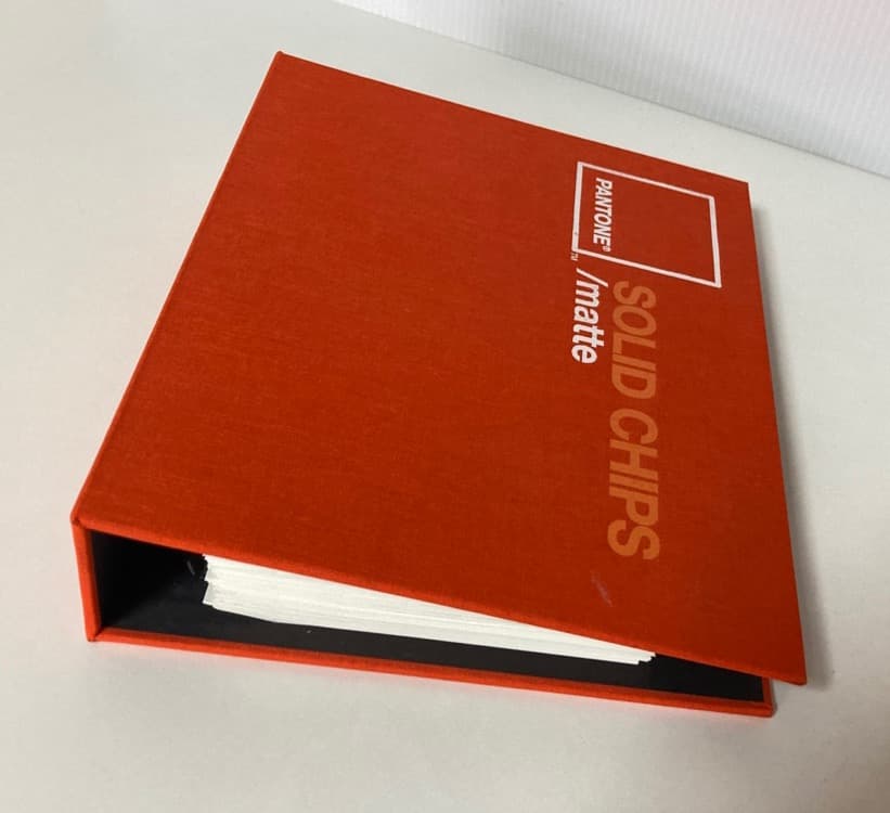 PANTONE SOLID CHIPS 3冊セット