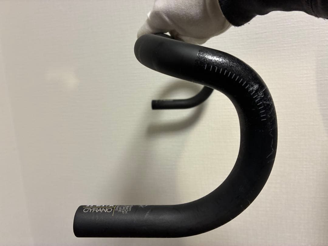 Fizik Cyrano 00 Snake 400mm ドロップハンドル