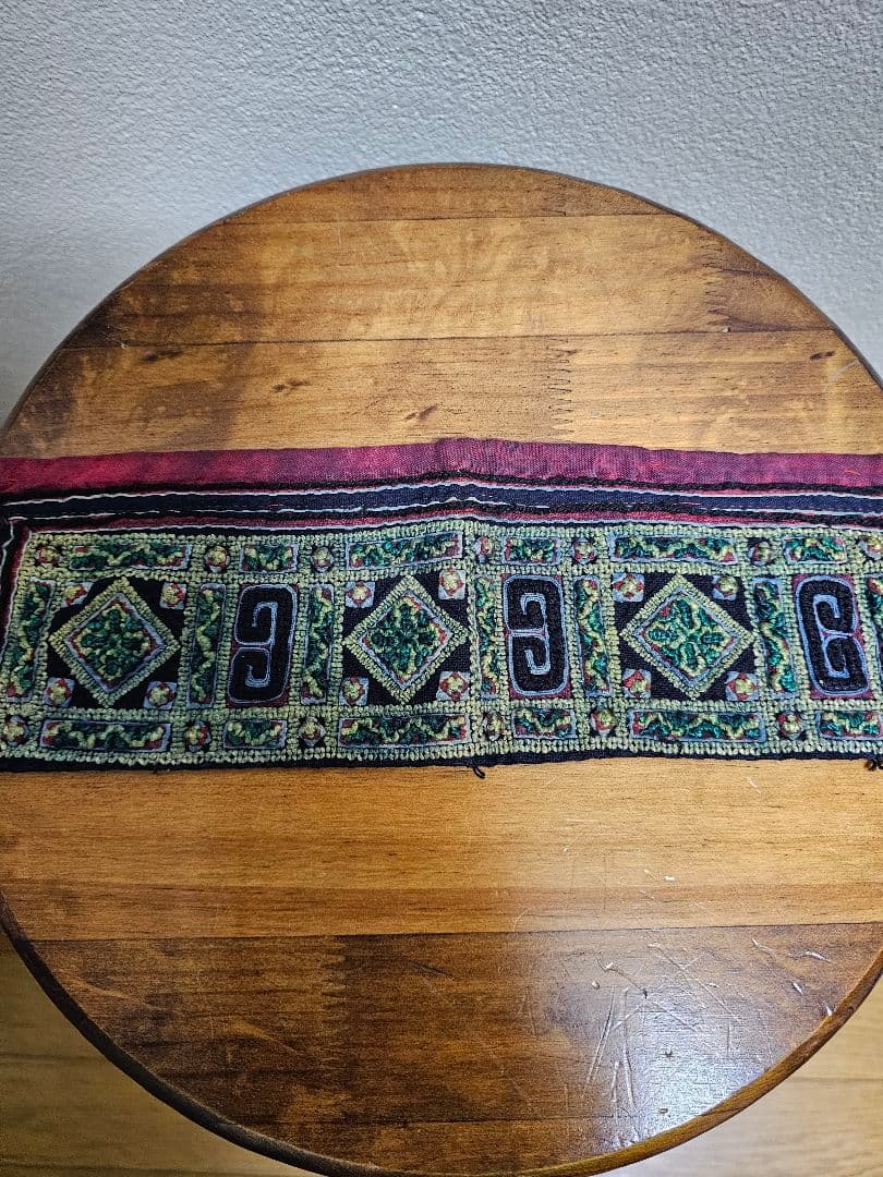 黒 モン族　襟　藍染　インディゴ　刺繍　ハンドメイド　9点