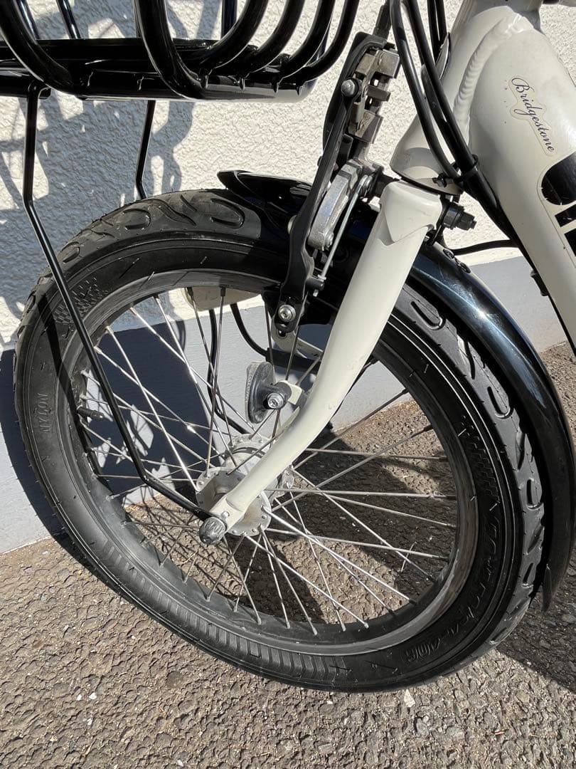 【近隣無料配送・たのメル便対応】ビッケポーラーeベース ファットバイク　メンテ済