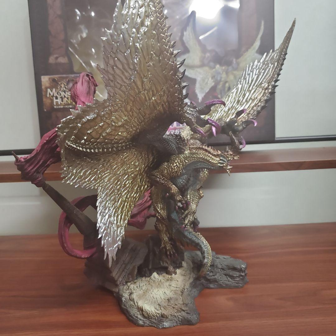 ※専用【開封済】クリエイターズモデル　アルバトリオン&シャガルマガラ