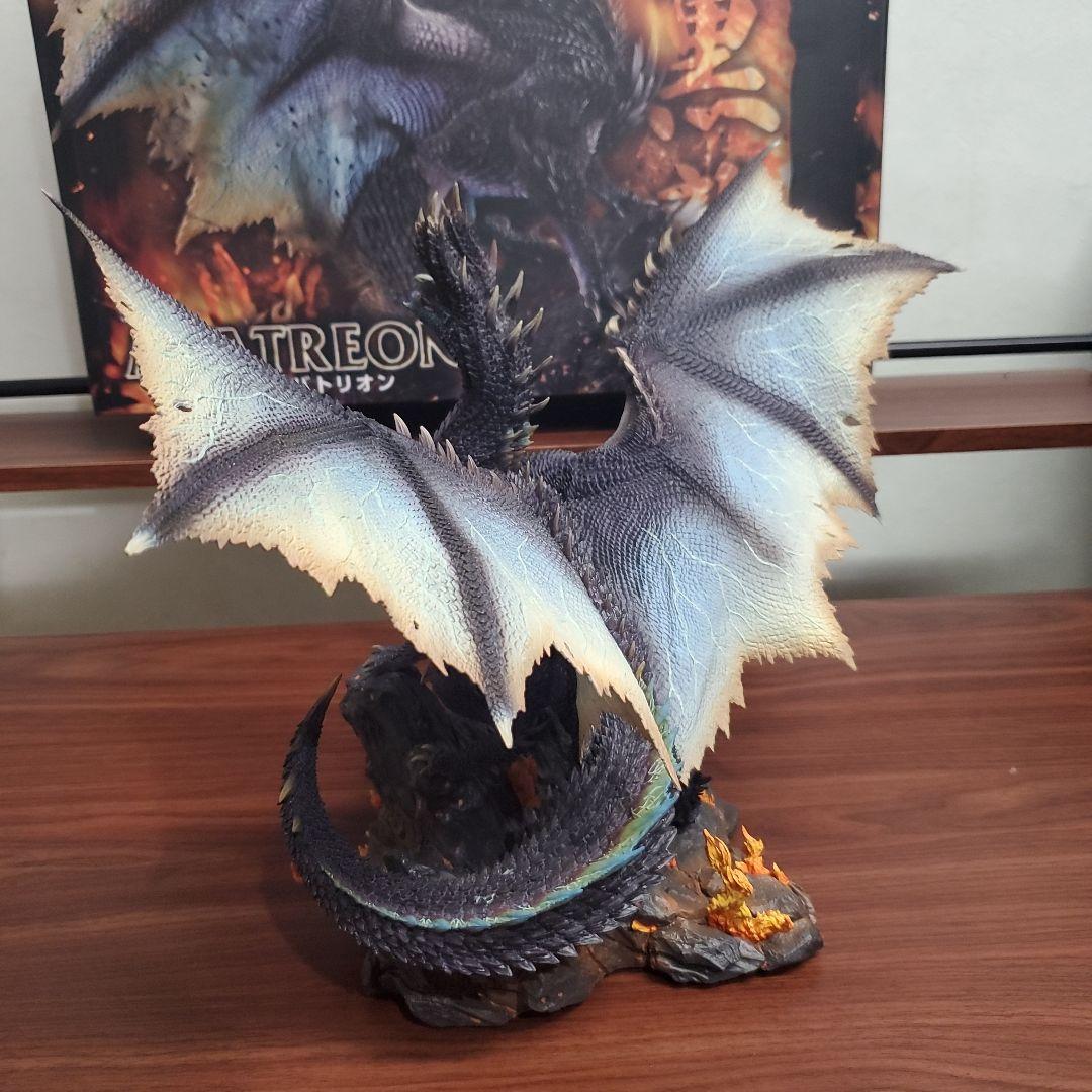 ※専用【開封済】クリエイターズモデル　アルバトリオン&シャガルマガラ