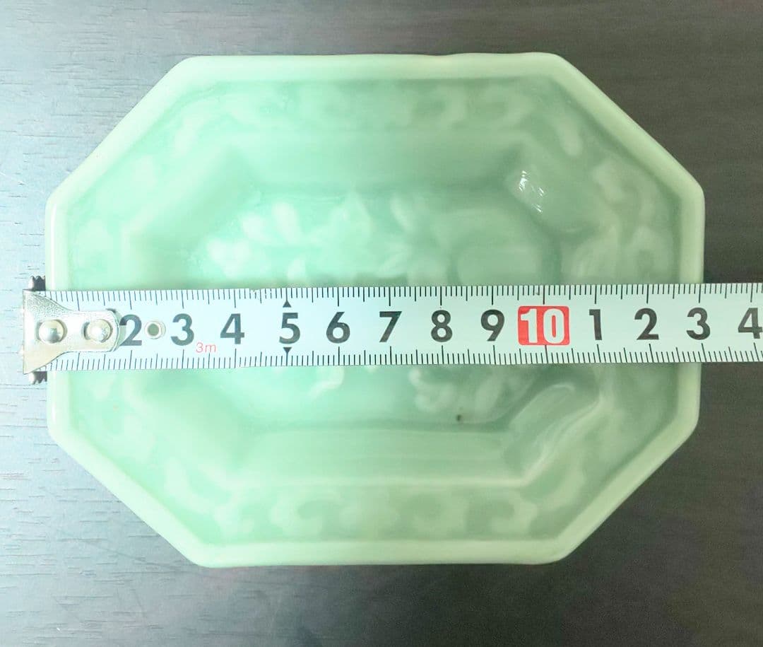 世界三大青磁 三田青磁 江戸末期 陽刻草花文八角小皿五枚