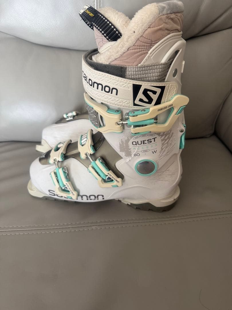 Salomon レディース・ブーツ QUEST ACCESS 24/24.5cm