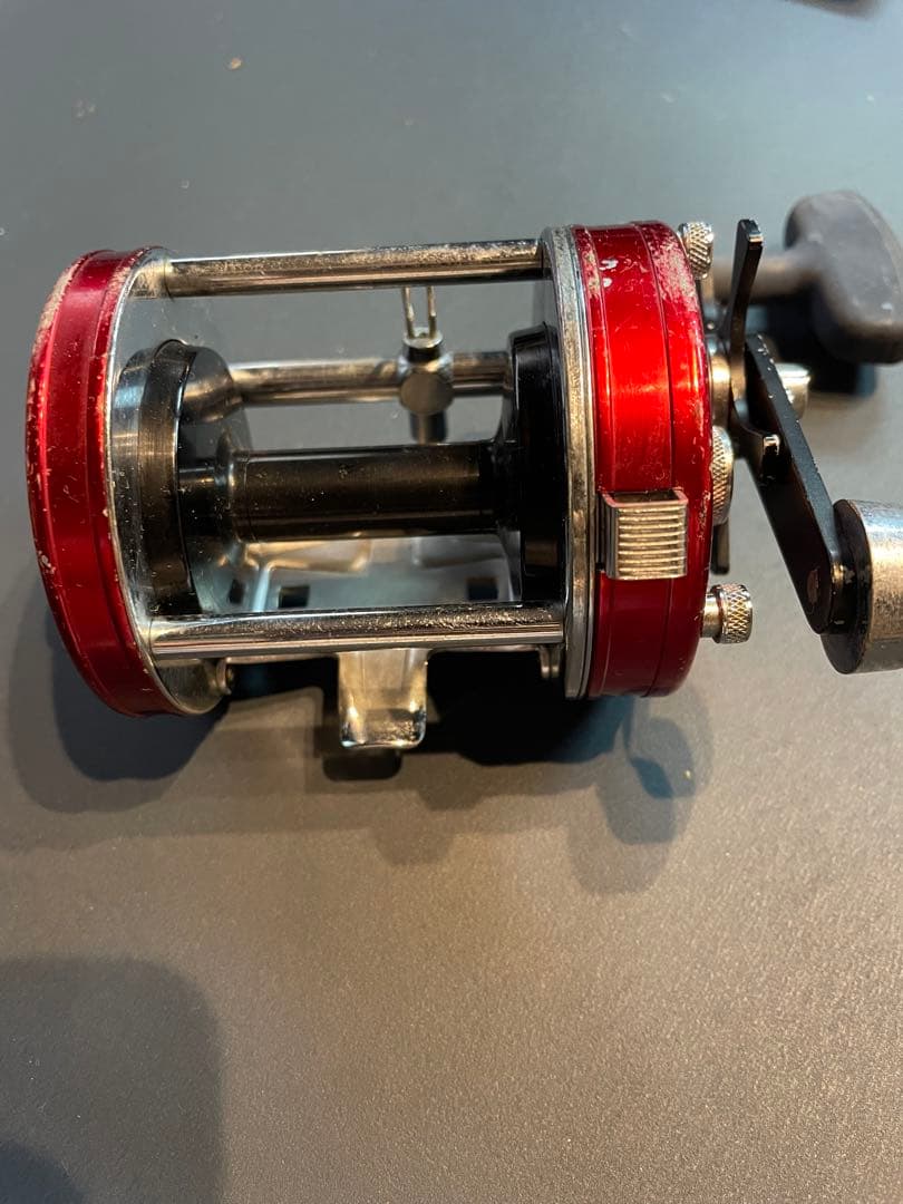 OLD ABU Ambassadeur アンバサダー　7000 赤　値段交渉歓迎