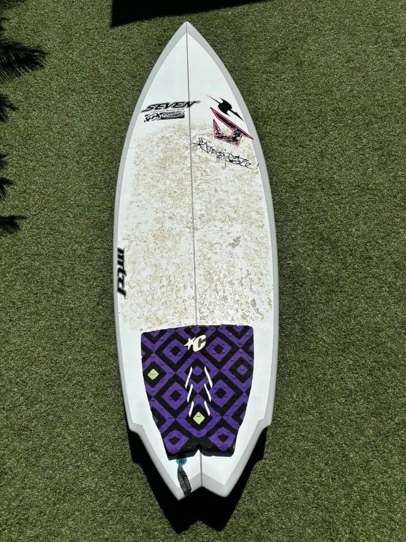 値下げ！ジャスティスサーフボード　フレックスフライ　エッジ5.11　ニットケース