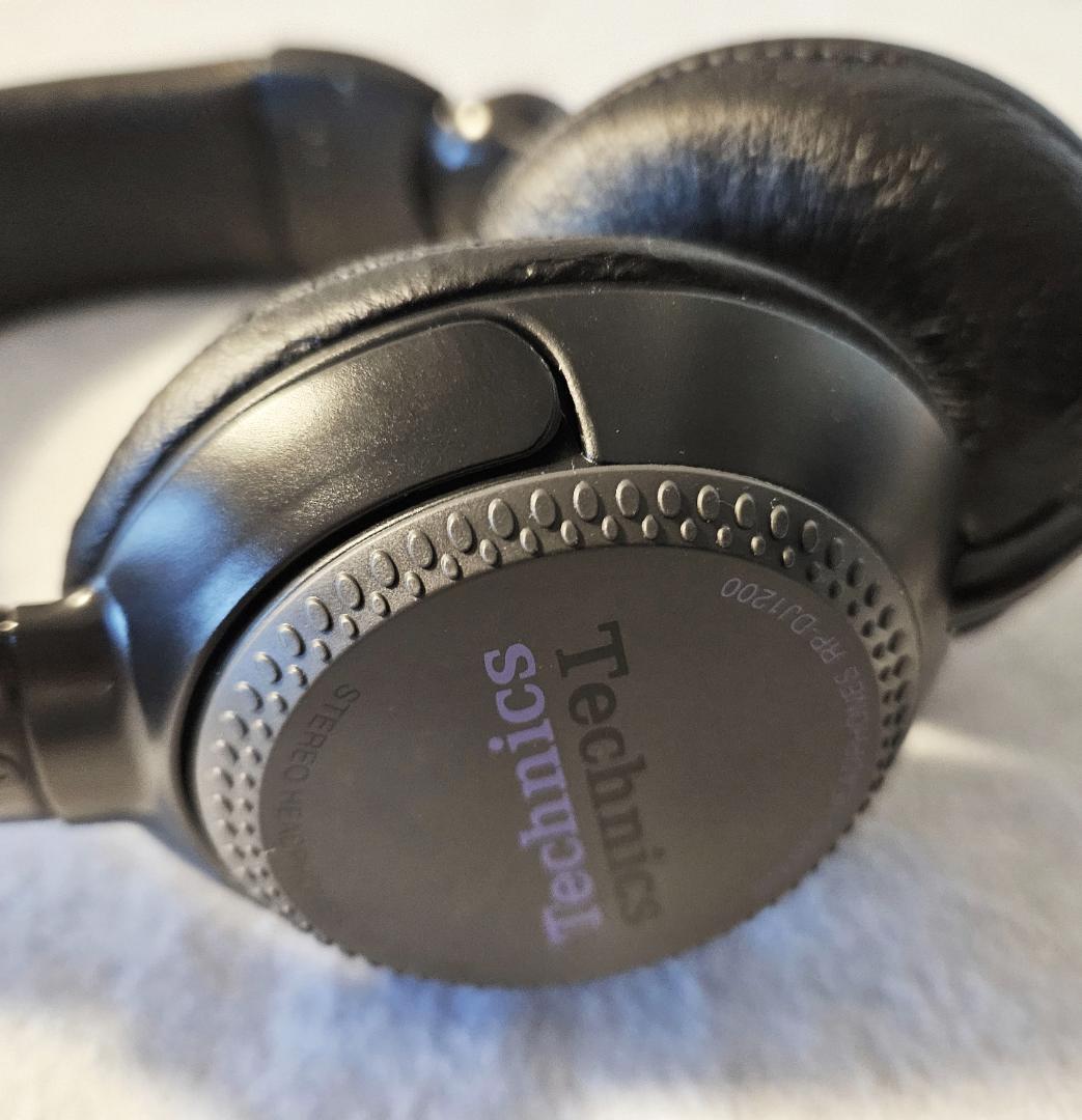 ★TECHNICS テクニクス RP-DJ1200 ヘッドホン+交換パッド2種付