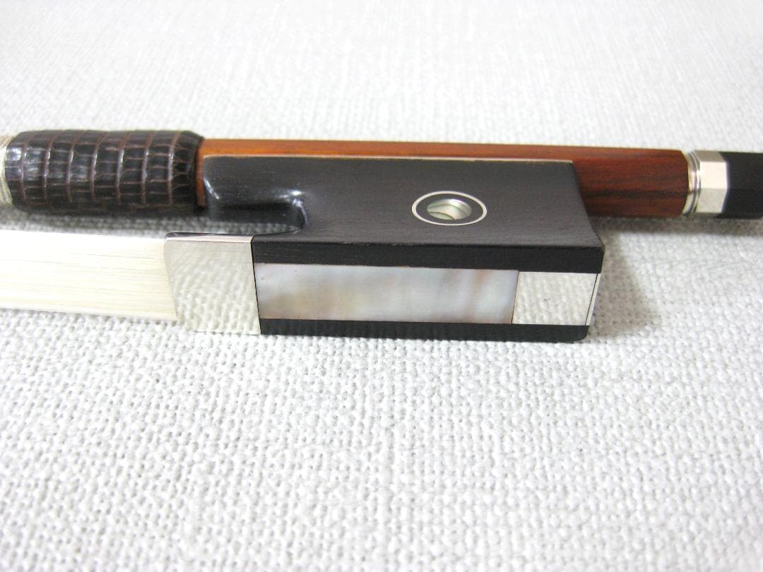 【上質ノースタンプ】 フェルナンブコ・銀黒檀 バイオリン弓 4/4