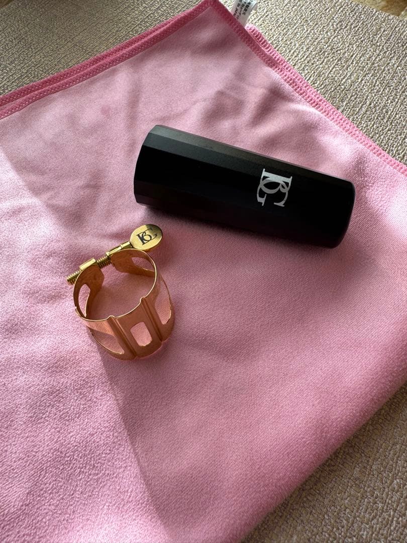 BG アルトサックスリガチャー L10