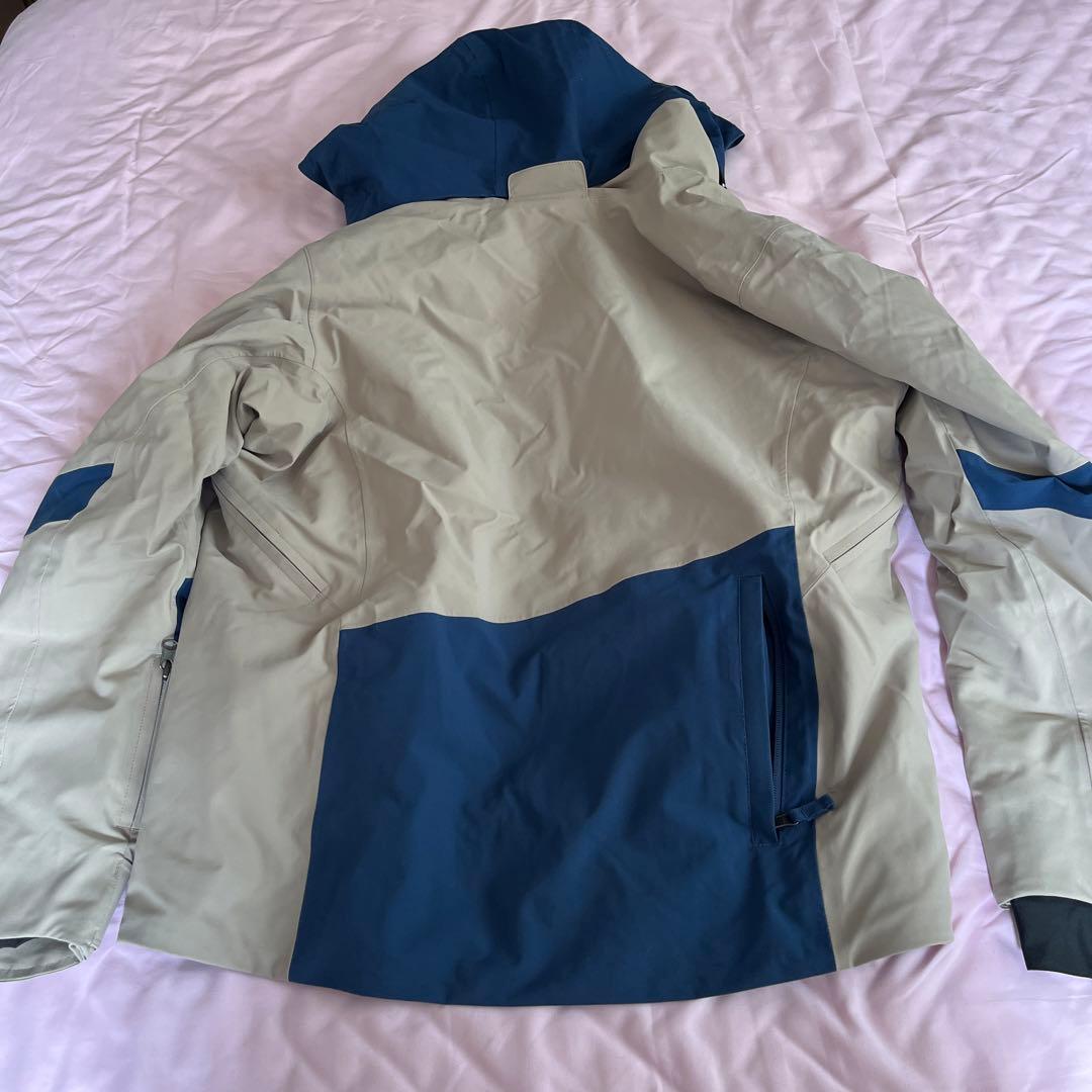 オンヨネ　スキーウェア