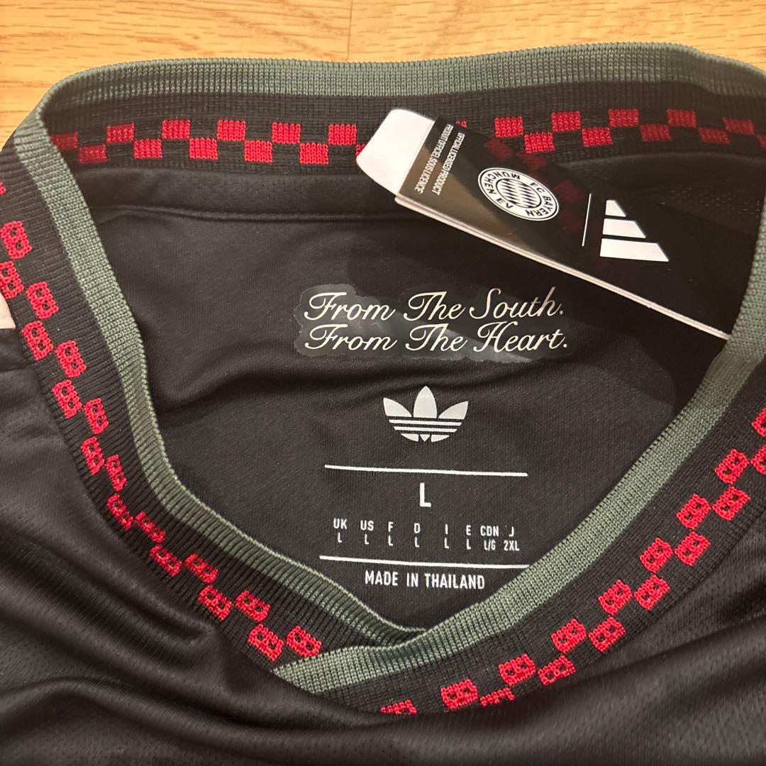 新品未使用タグ付きバイエルン25/26アウェイユニフォーム伊藤洋輝21 Lサイズ