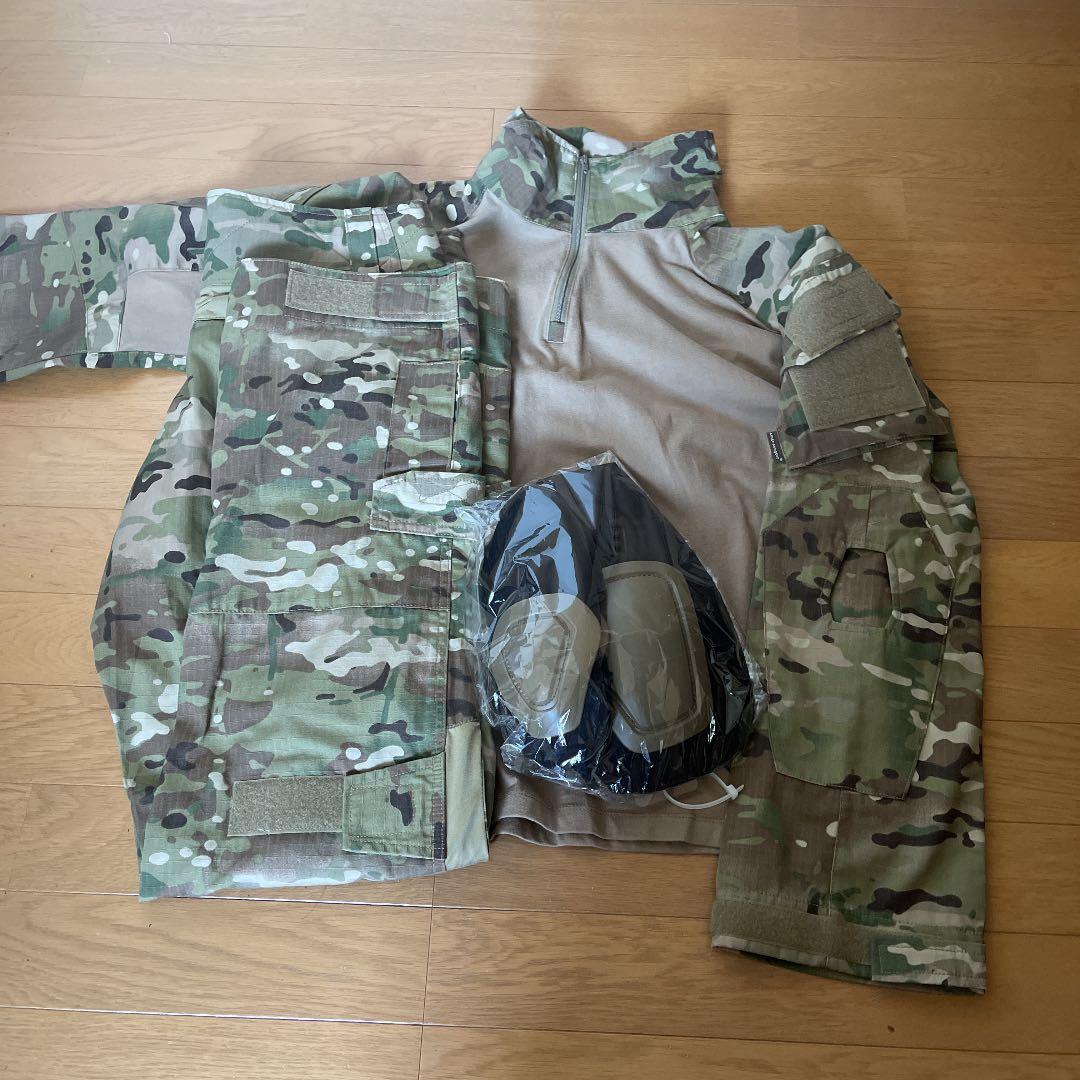 サバゲー装備(服)上下＆関節部に入れるパッド付き