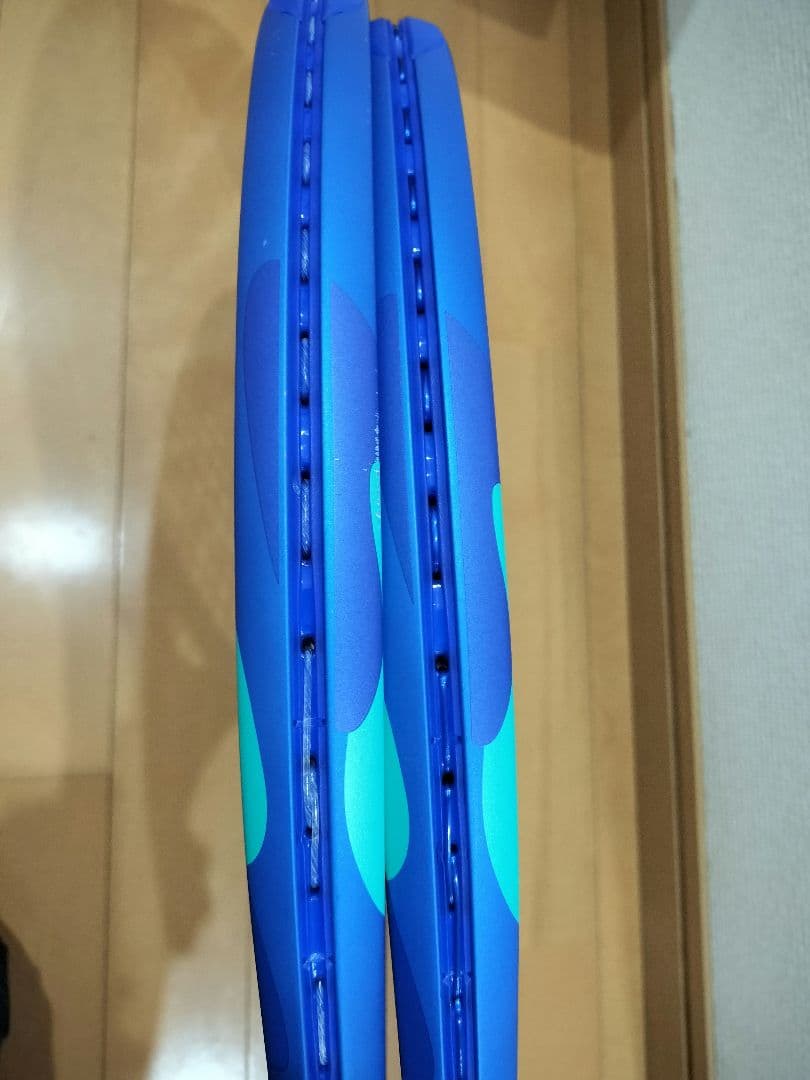 現行モデル　YONEX EZONE 110 テニスラケット