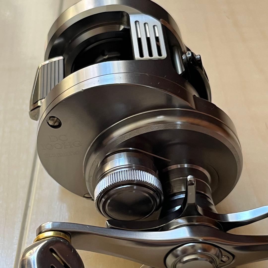 SHIMANO カルカッタコンクエスト DC 100HG チタンノブ
