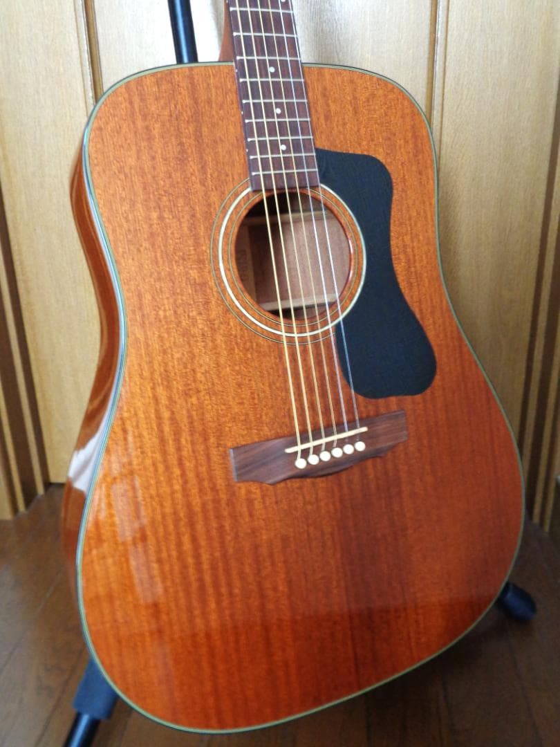 GUILD D-125 NAT　オール単板マホガニー　美品！　純正ハードケース付