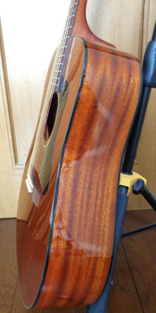 GUILD D-125 NAT　オール単板マホガニー　美品！　純正ハードケース付