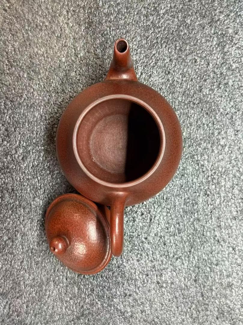 【孟臣 底款 刻漢詩 自有一山川】紫砂壷 朱泥 段泥 煎茶道具 急須 単孔口