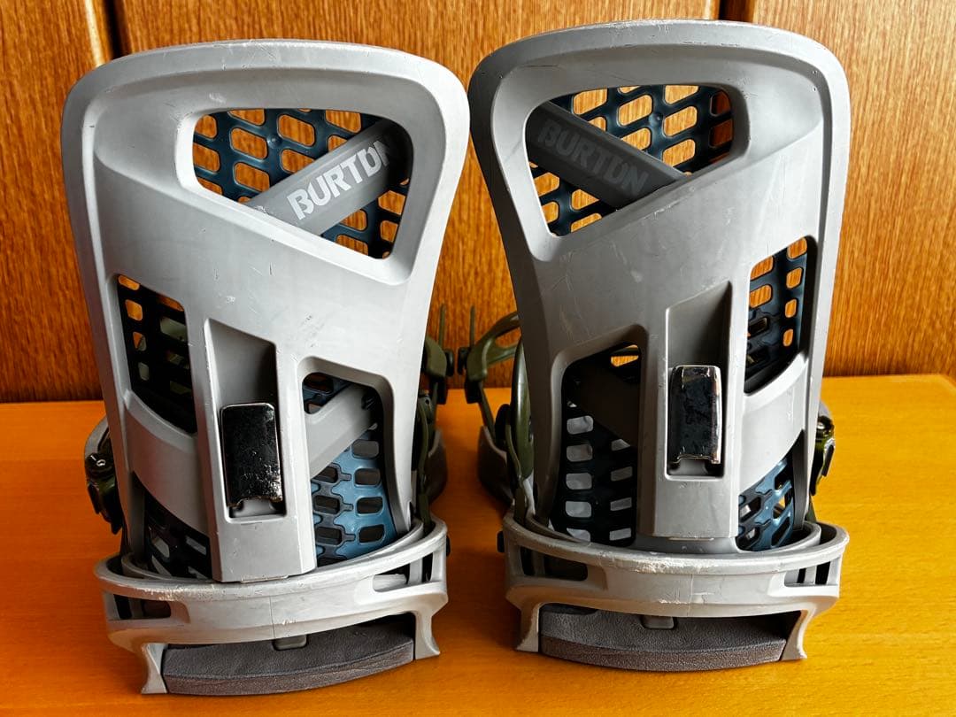 バートンBURTONバインディング【ジェネシスTT（M）】ゲンテンスティック等に