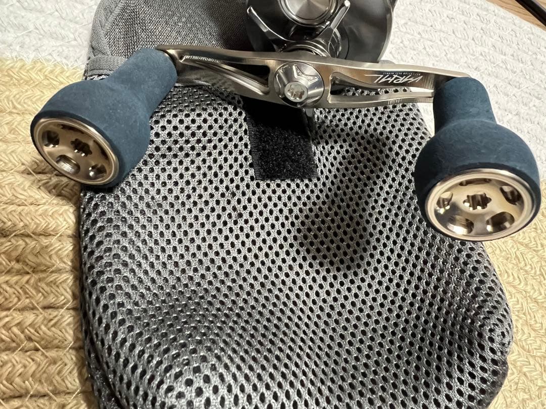 シマノ カルカッタコンクエストDC201 美品 バリアル新品 アンタレス レフト