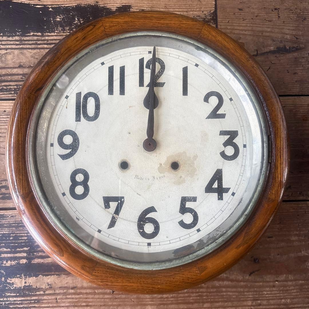 大正頃の吉田時計の木製丸時計　アンティーク時計　電池式