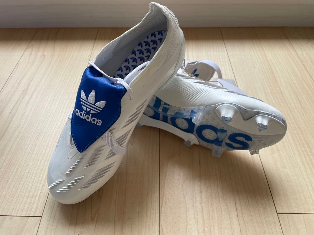 【新品未使用】プレデターエリート デビッド・ベッカム FG おまけ付き