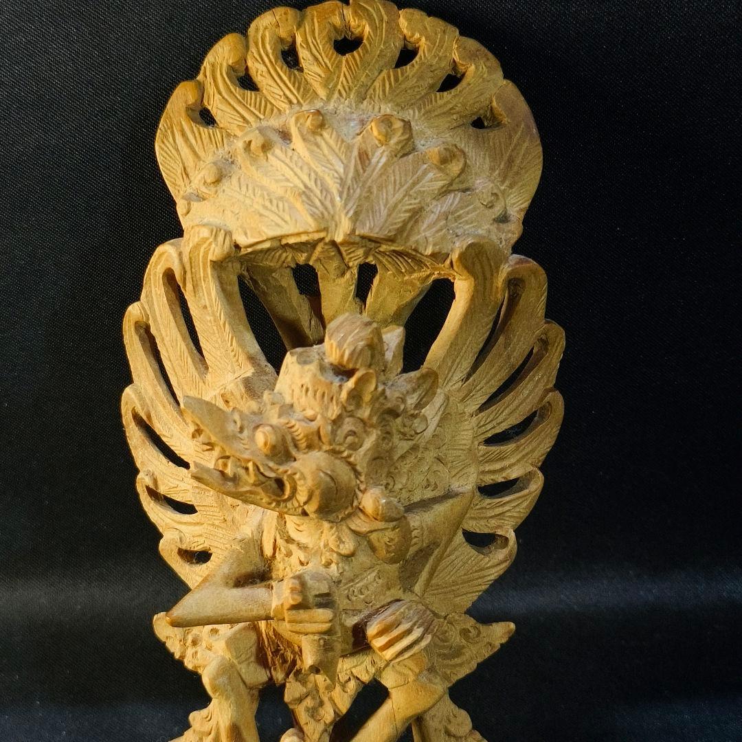 仏教美術 香木白檀細工 インド密教 ガルーダに乗ったウィシュヌ神像 木彫骨董美品