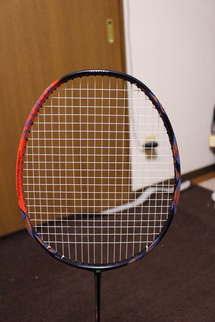 YONEX ATROX77PRO バドミントンラケット
