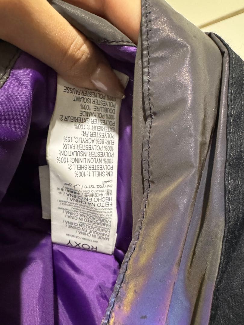 ROXY スノーボードウェア上